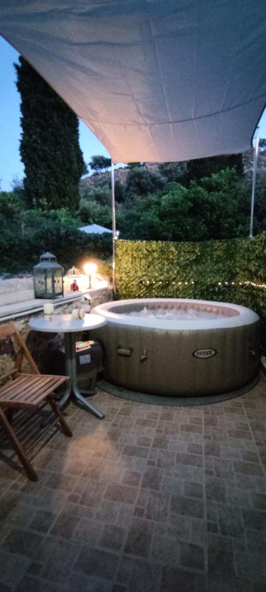 Villa Sofita With Tzakouzi Maroulás Buitenkant foto